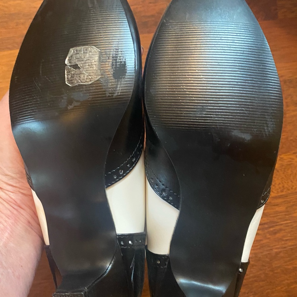 Bordello Black and White Vintage-Inspired Ankle Booties - Picture 10 of 14
